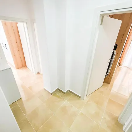 2 Bedroom 1072 Appartamento Durrës