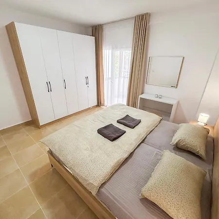 Appartamento 2 Bedroom 1072 Durrës